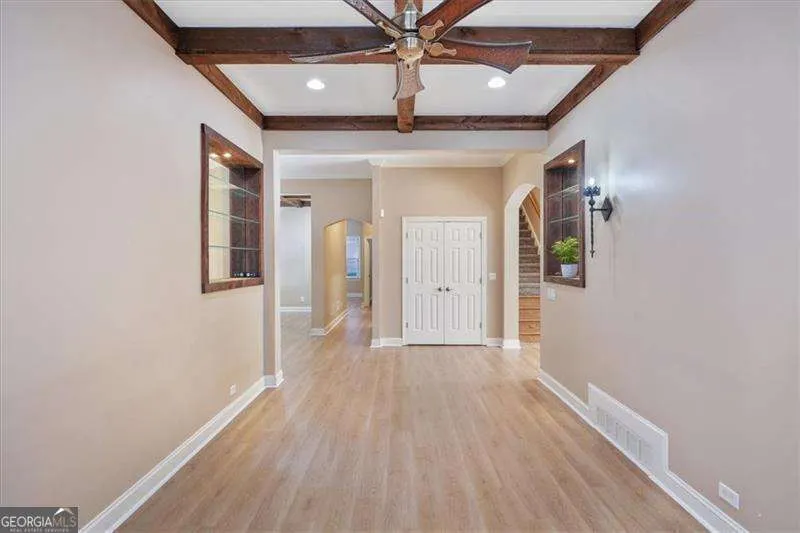 1065 Beacon Hill Crossing