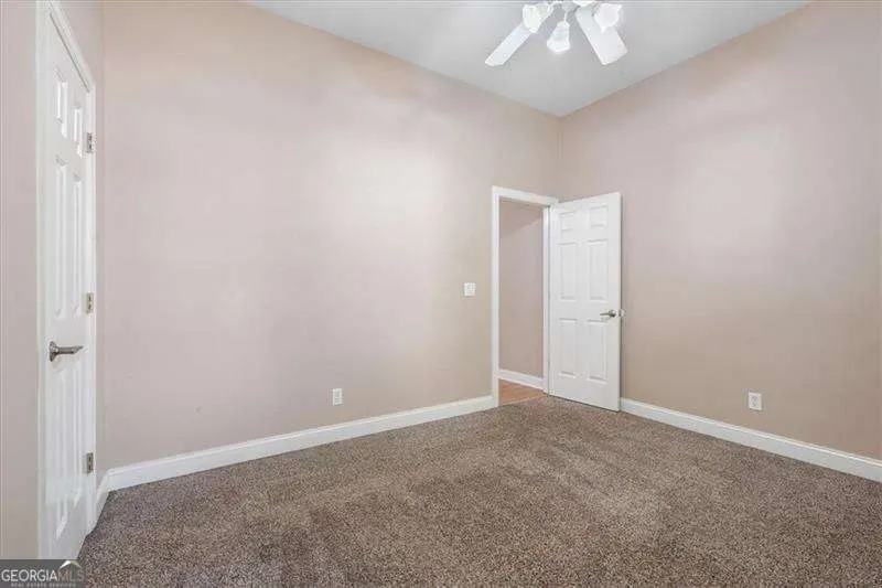 1065 Beacon Hill Crossing