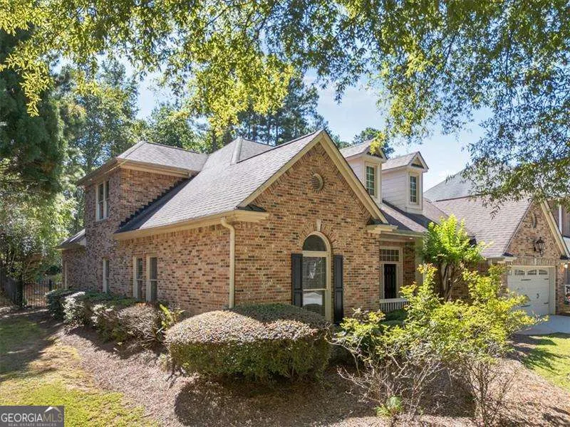 1065 Beacon Hill Crossing