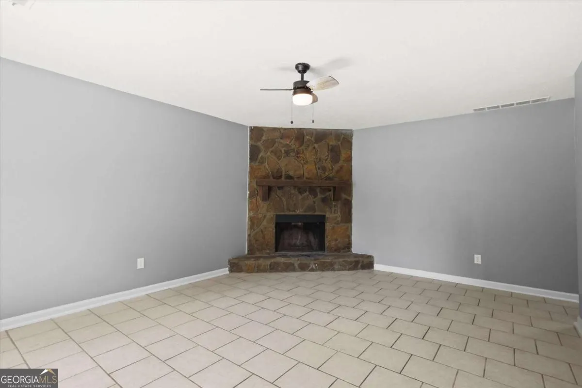 174-176 Timber Creek Lane SW