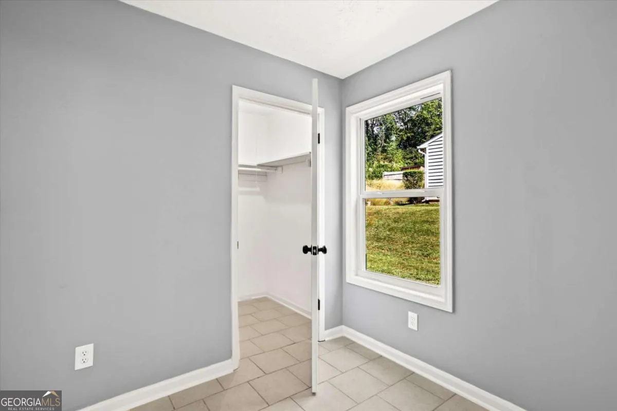 174-176 Timber Creek Lane SW