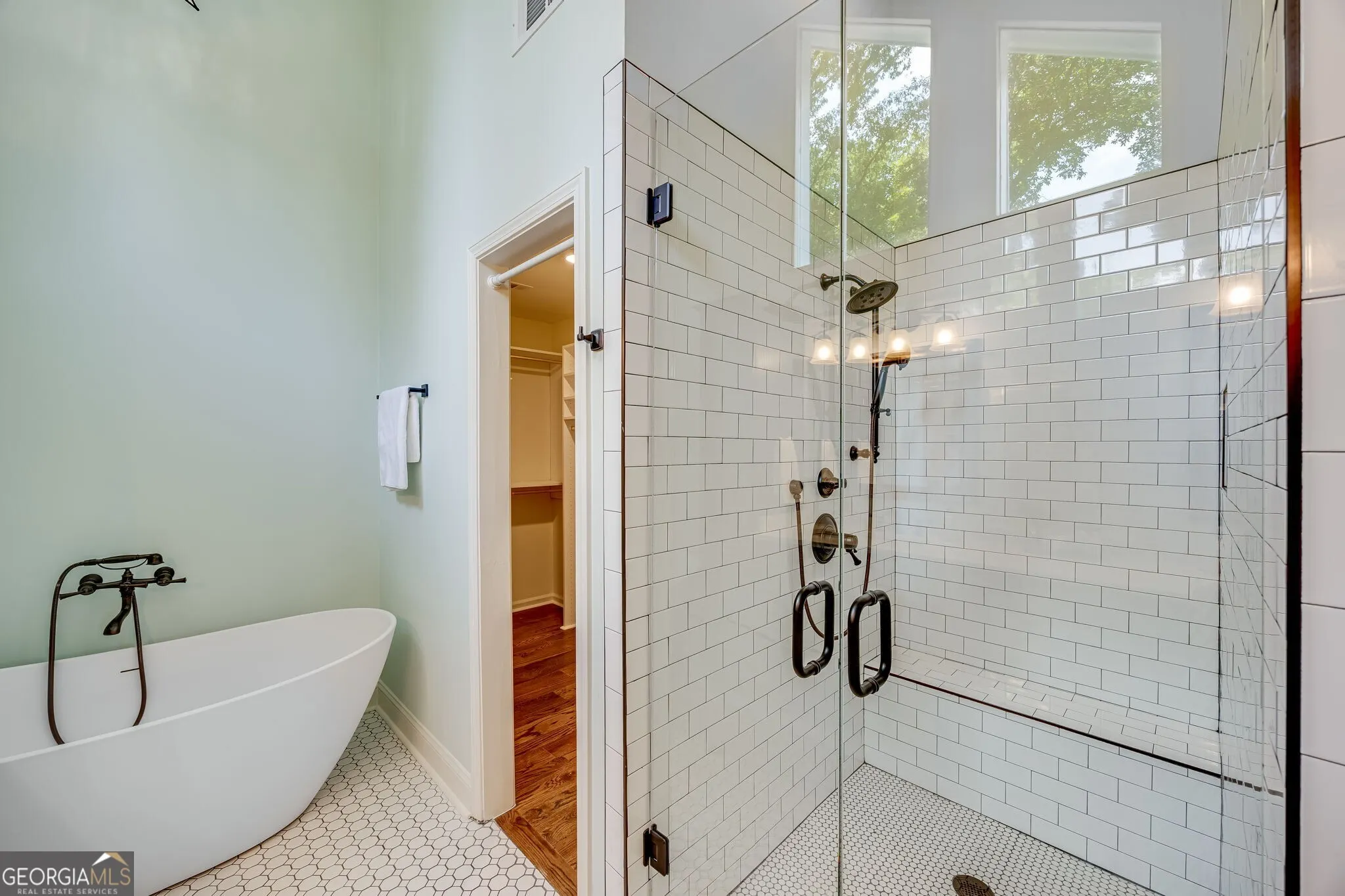 537 Chestatee View Drive
