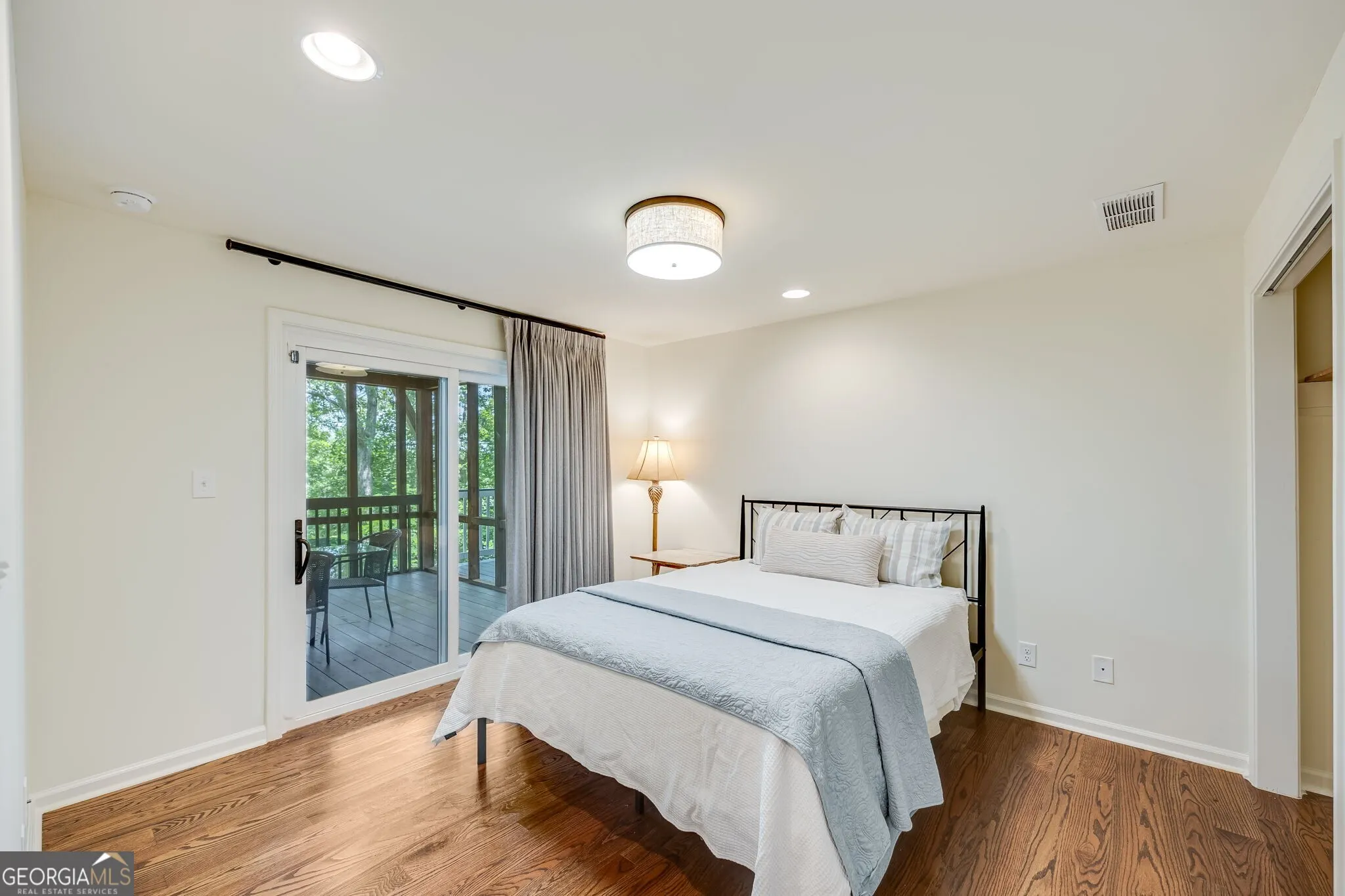 537 Chestatee View Drive