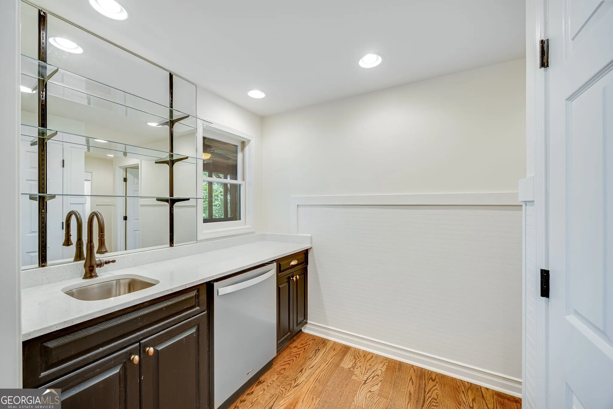 537 Chestatee View Drive