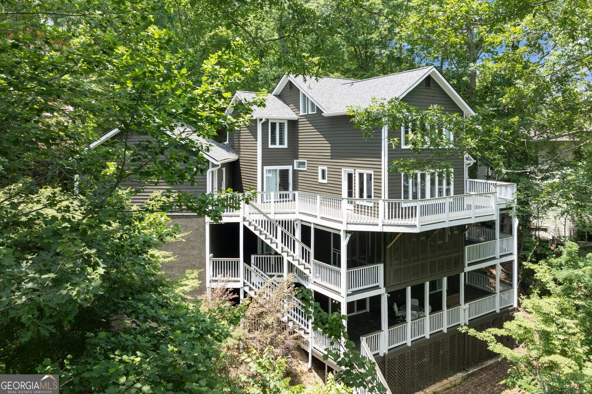537 Chestatee View Drive