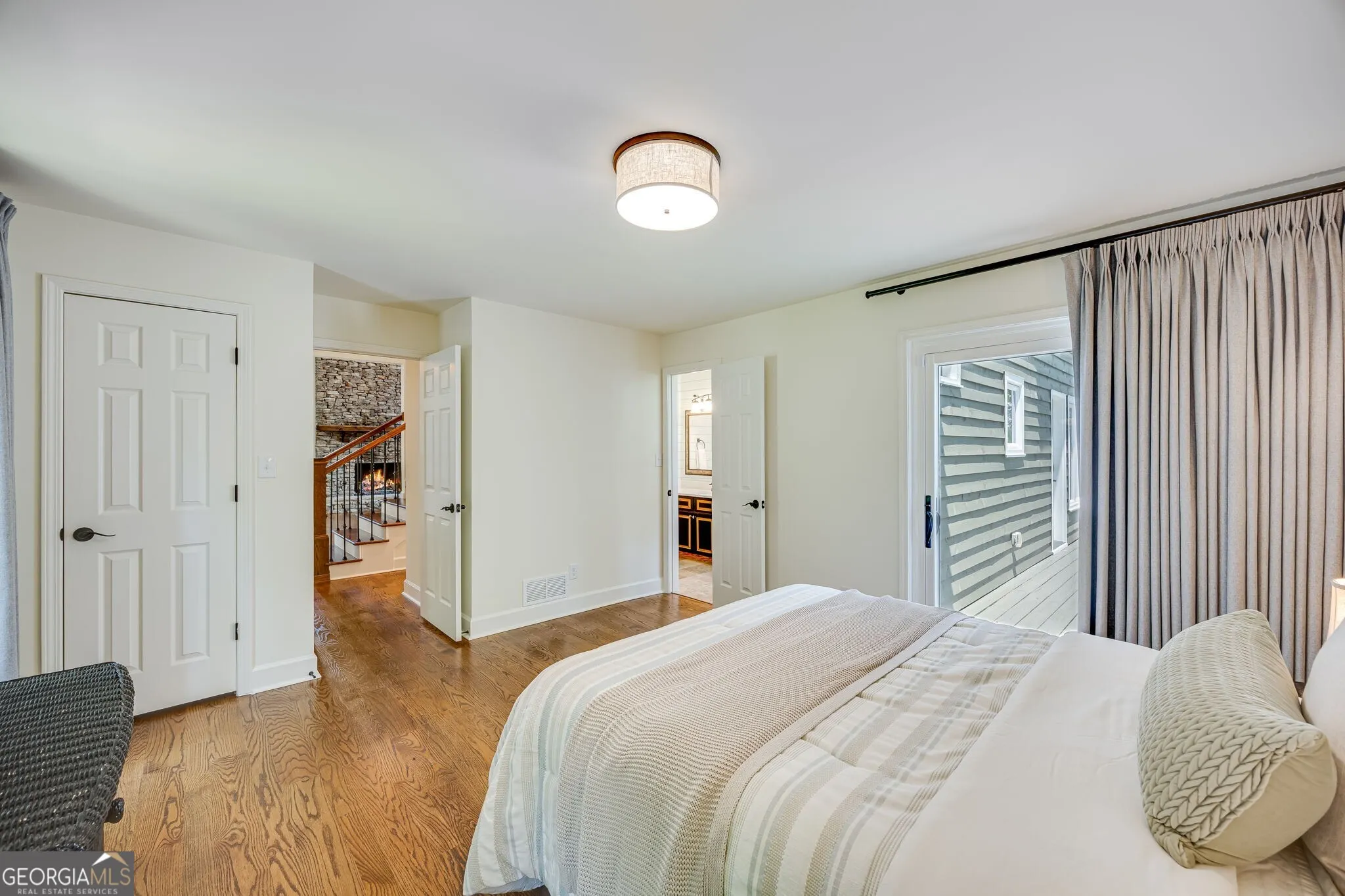 537 Chestatee View Drive