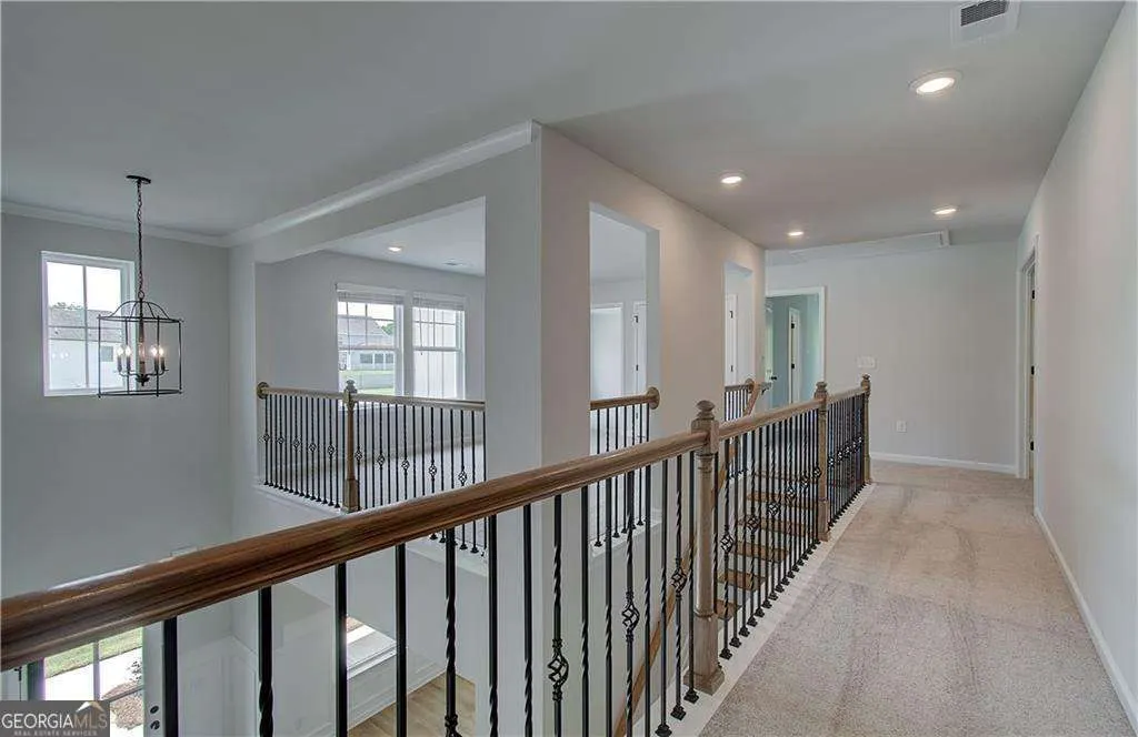 617 Sidney Court