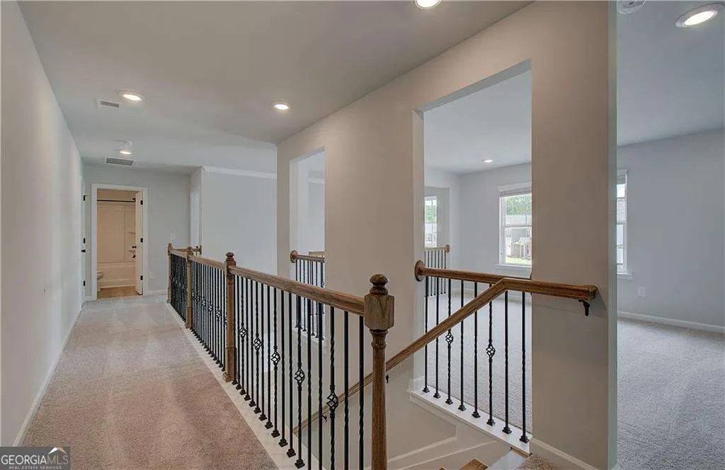 617 Sidney Court