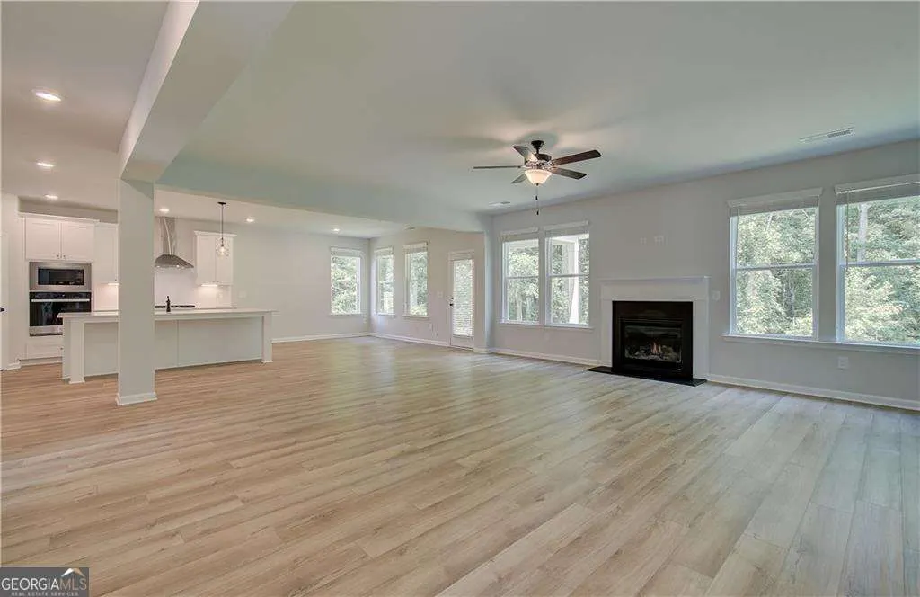 617 Sidney Court