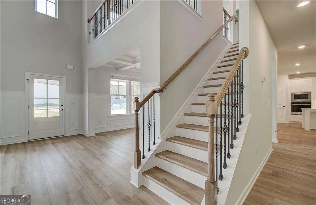617 Sidney Court