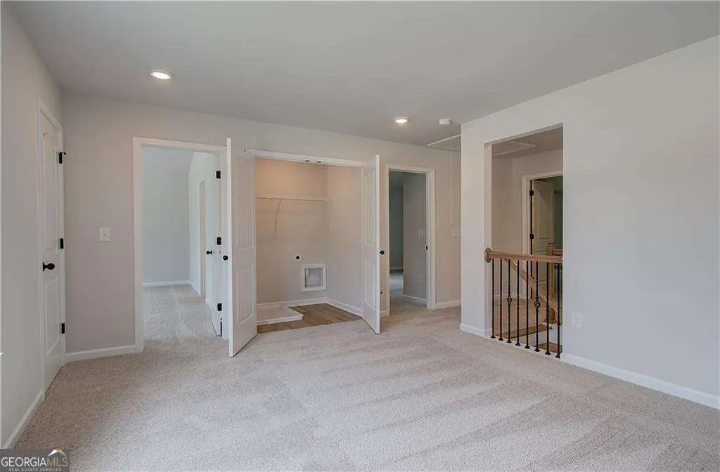 617 Sidney Court