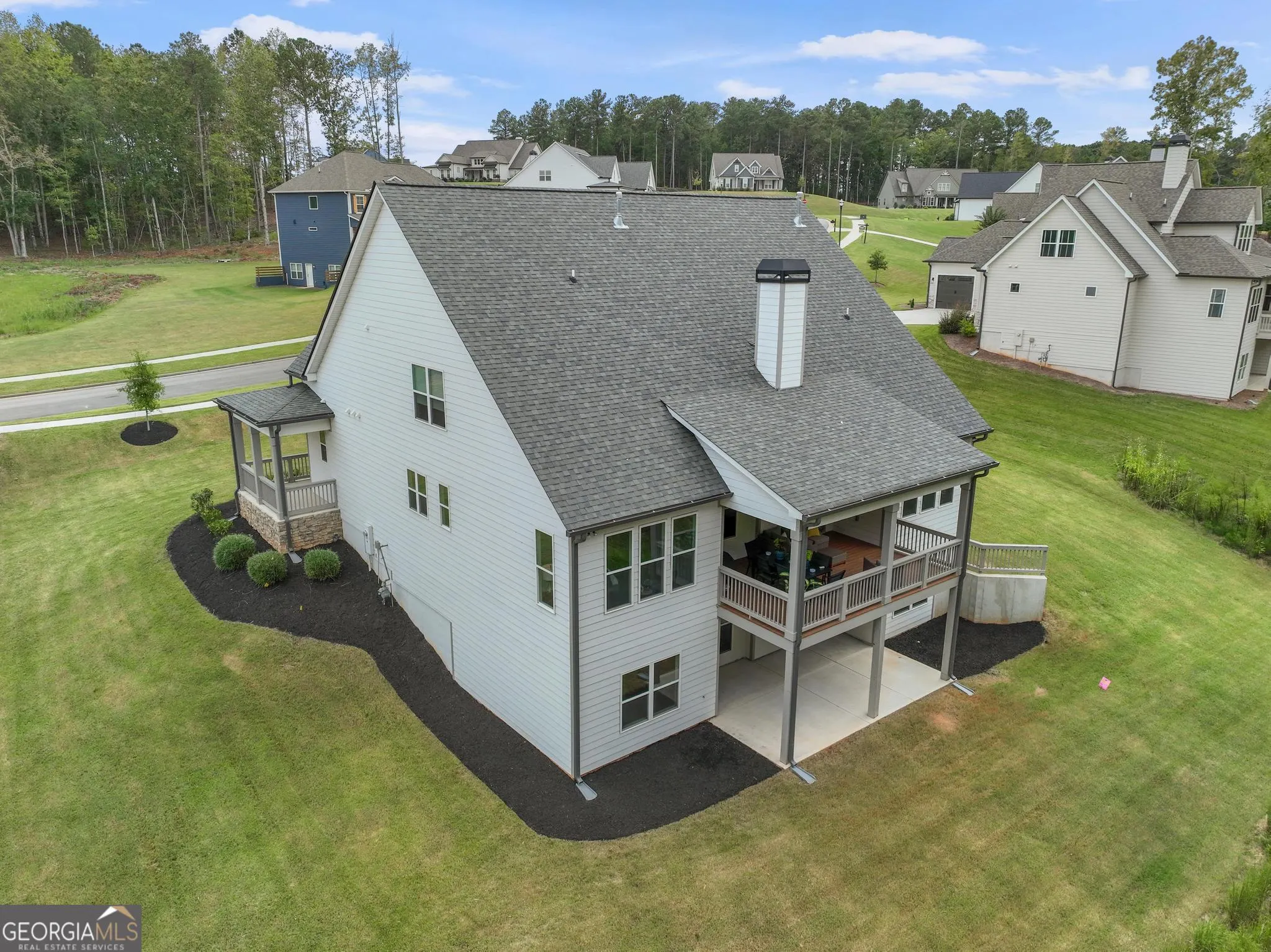 130 Lapis Lake Point