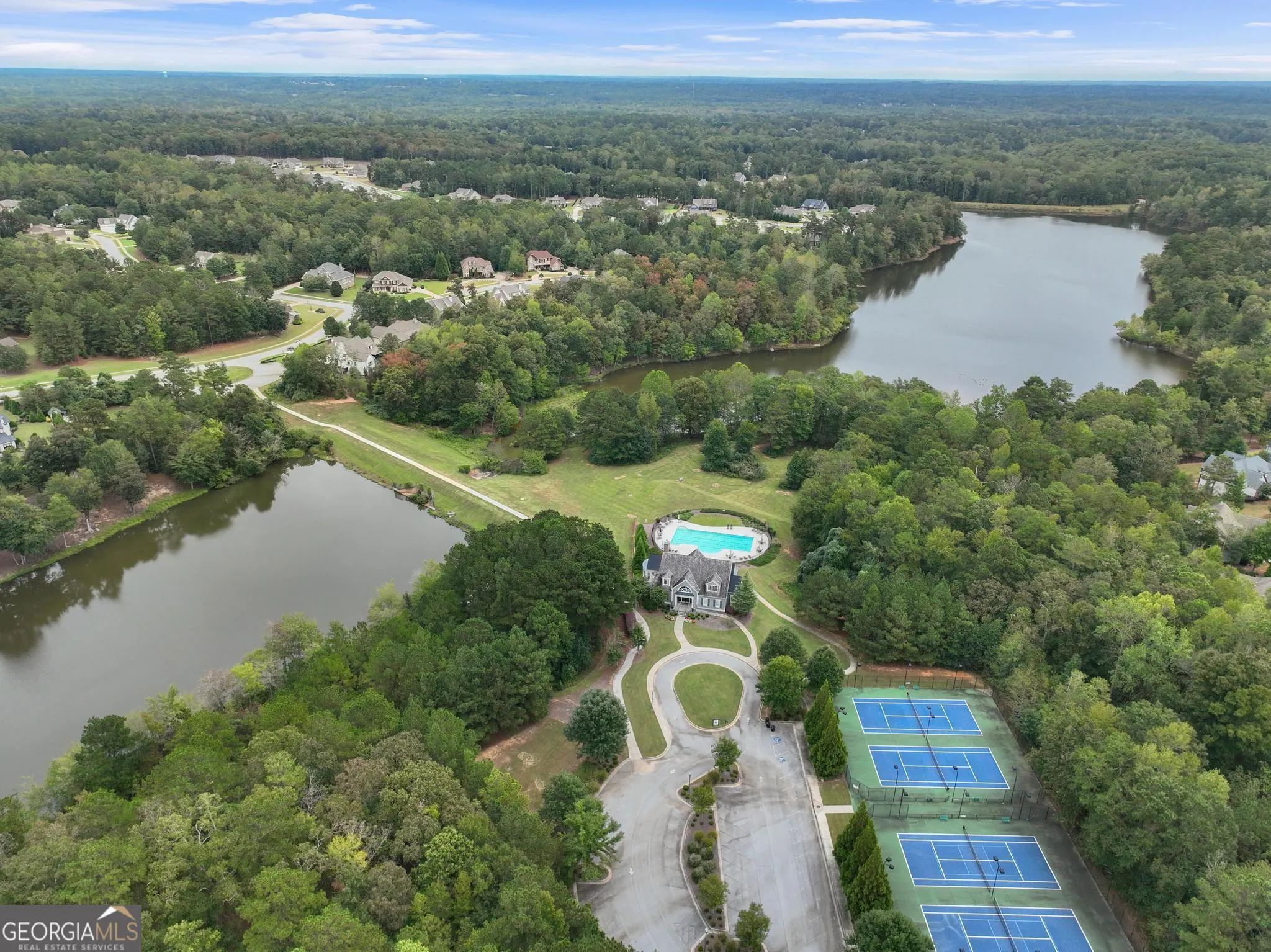 130 Lapis Lake Point