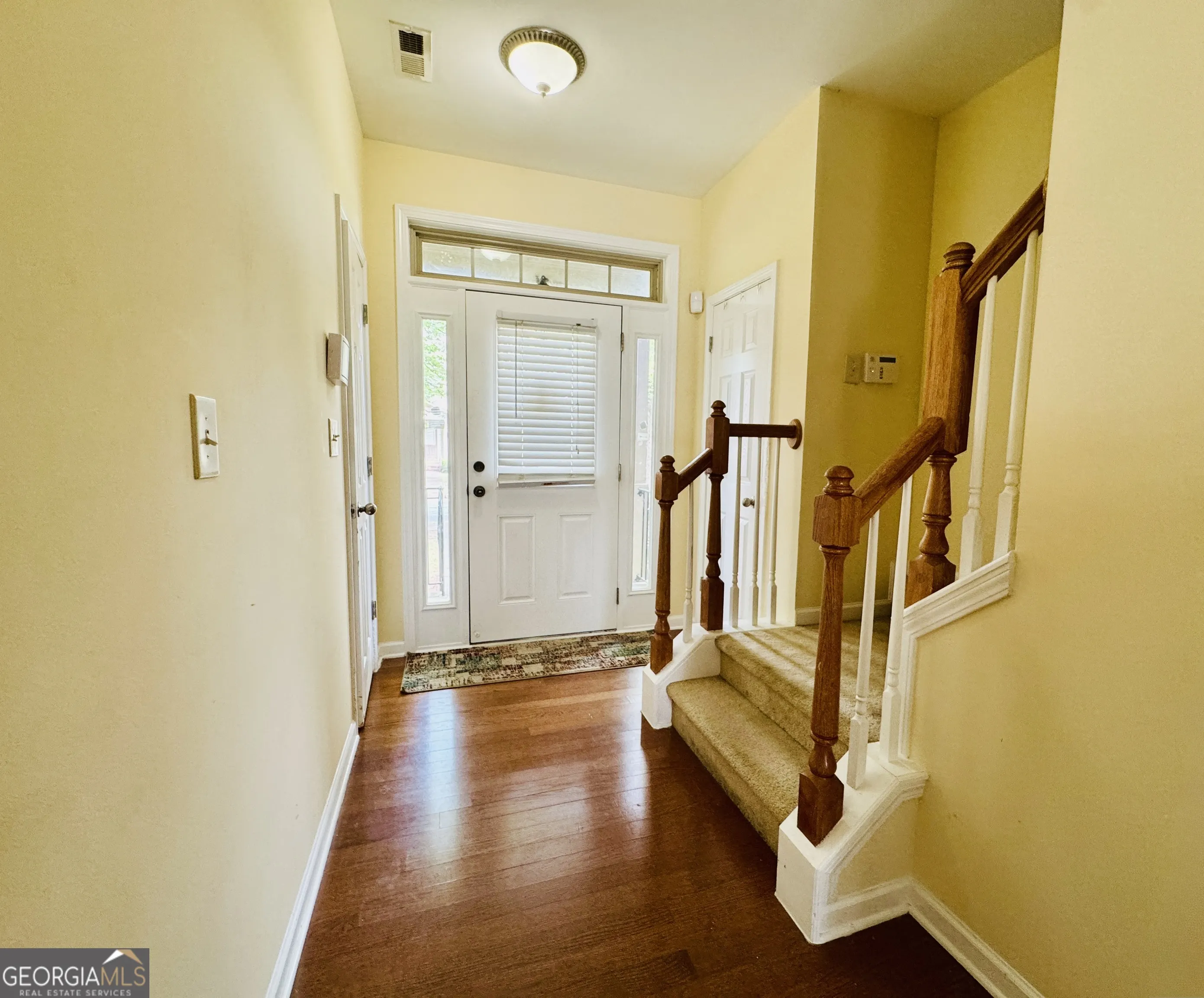 6156 Thorncrest Drive