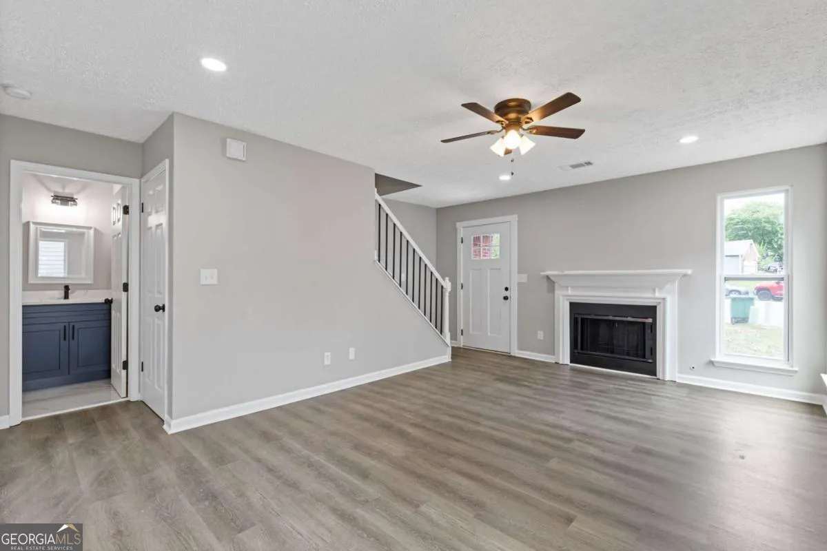 1111 Pin Oak Drive