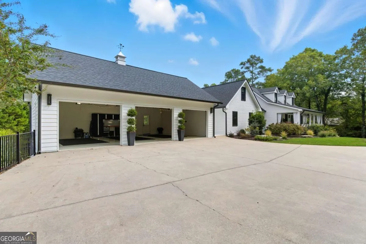 4440 Webb Bridge Road