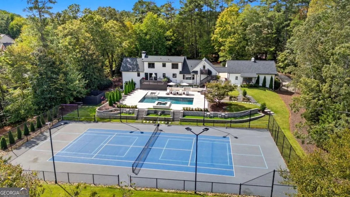 4440 Webb Bridge Road