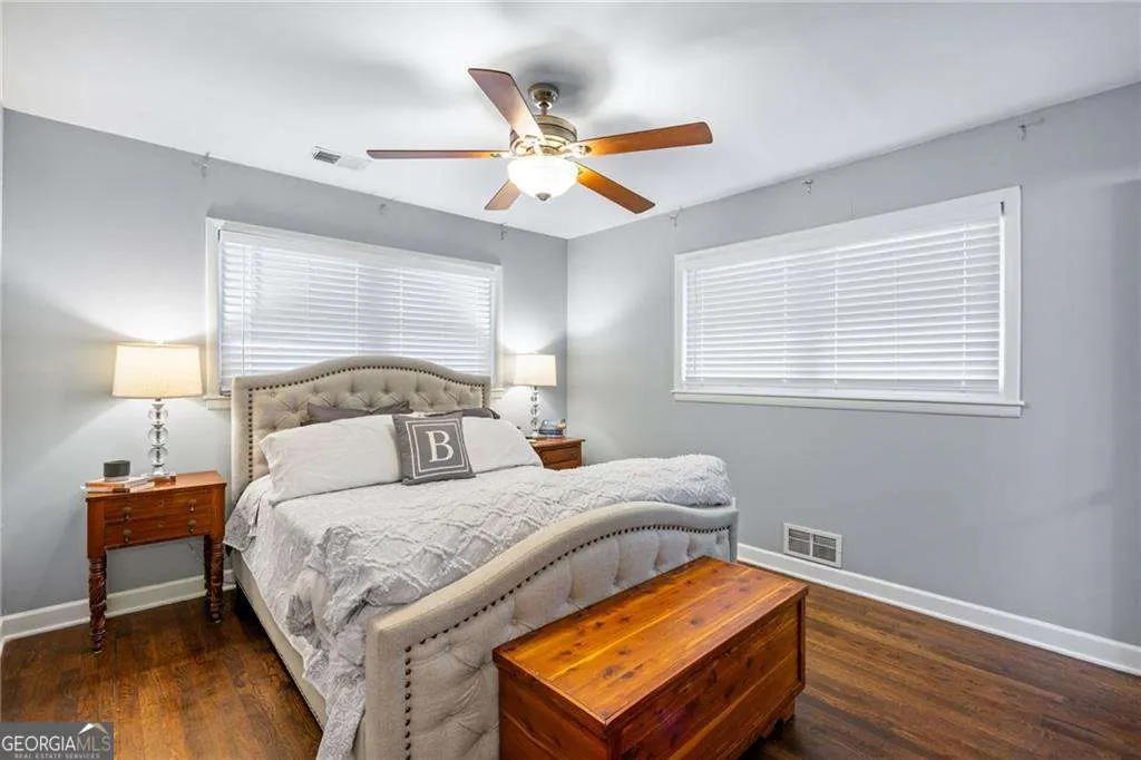 2341 Elmwood Circle