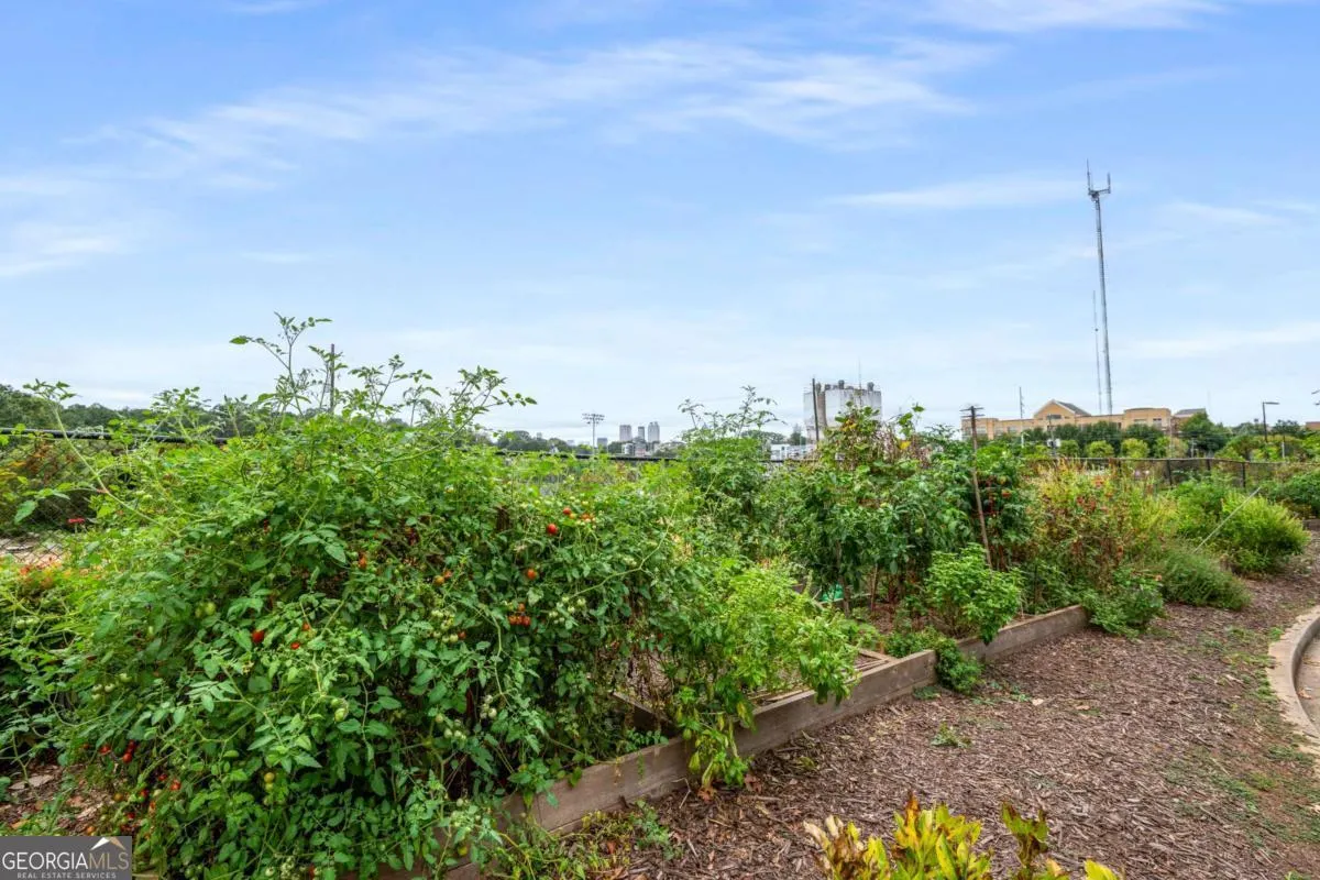 1404 951 Glenwood Avenue SE, #1404
