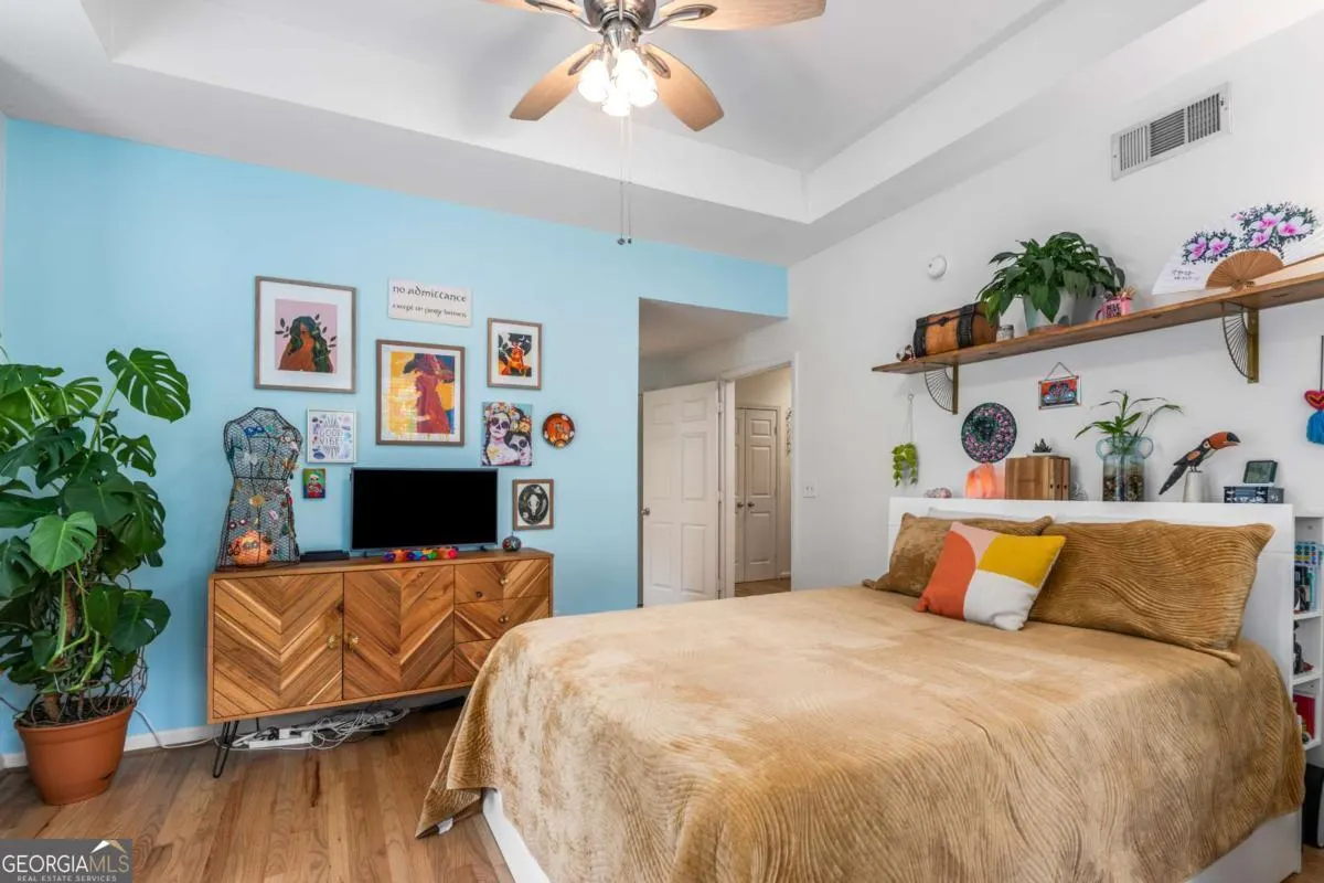 1404 951 Glenwood Avenue SE, #1404