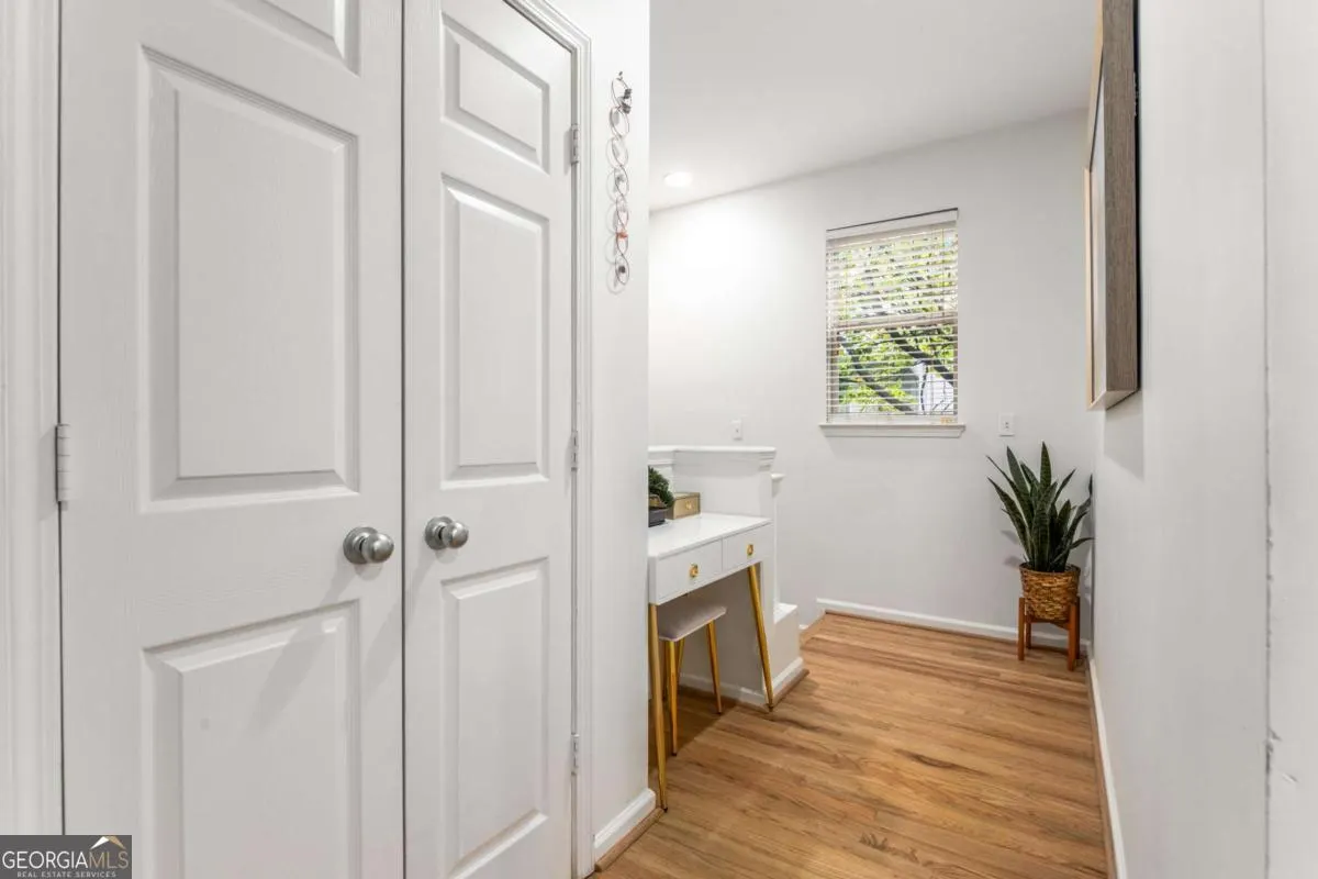 1404 951 Glenwood Avenue SE, #1404