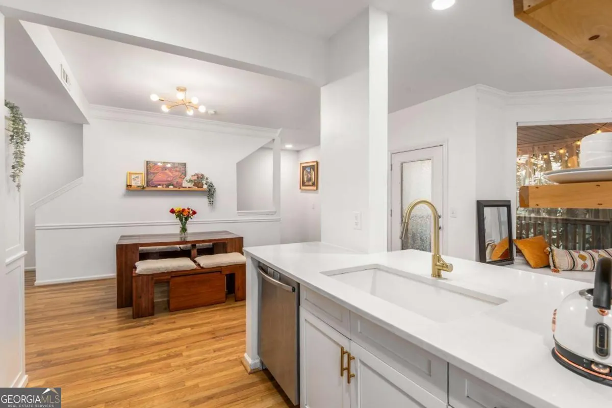 1404 951 Glenwood Avenue SE, #1404