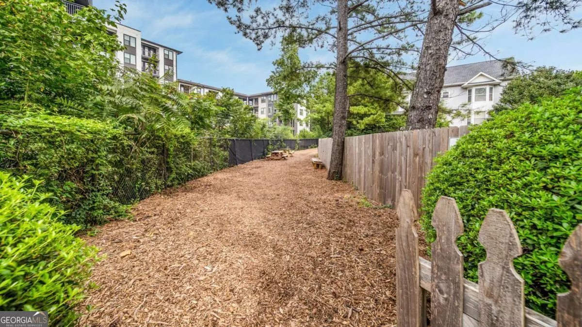 1404 951 Glenwood Avenue SE, #1404