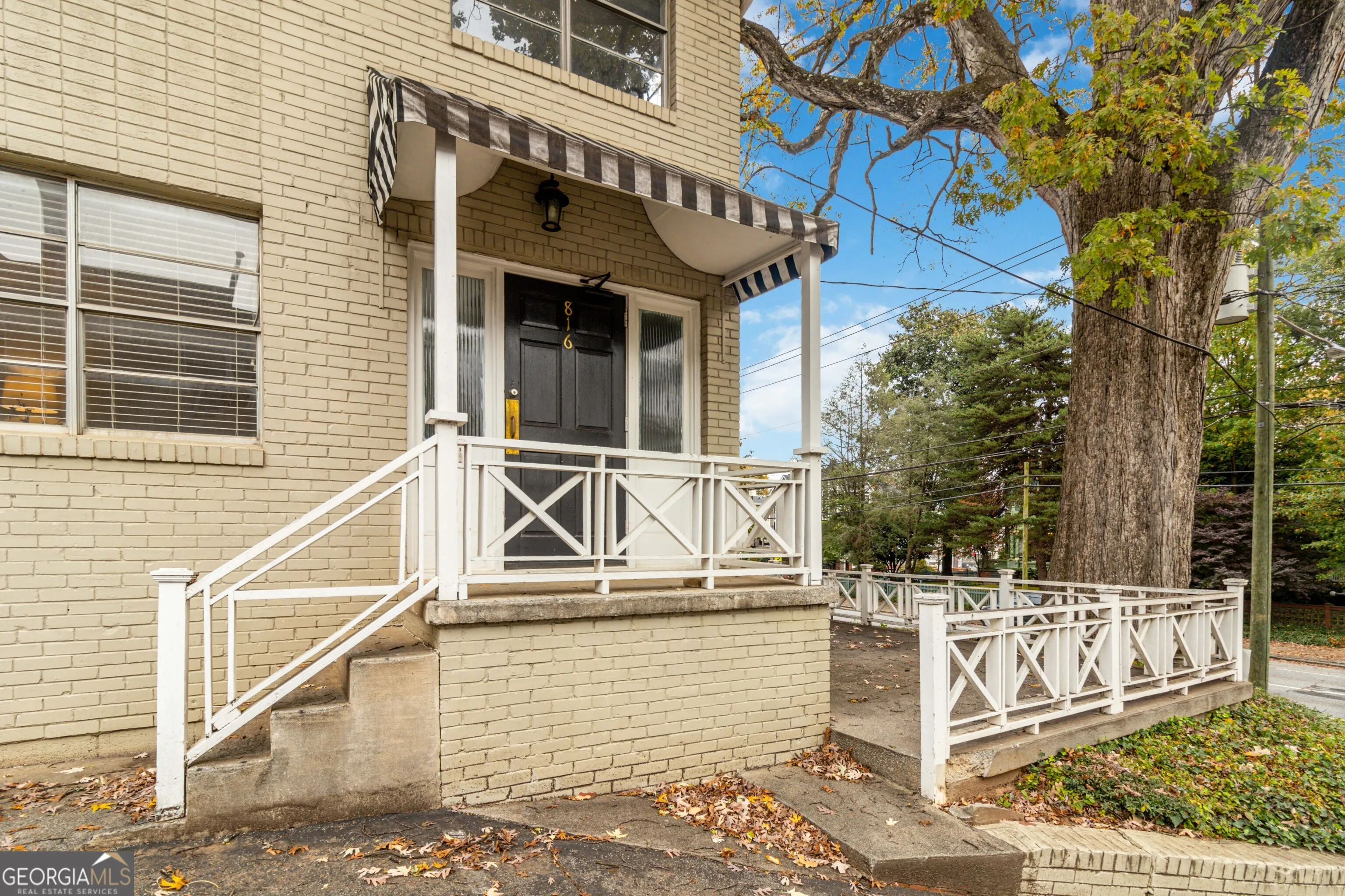 1 816 Piedmont Avenue NE, #1