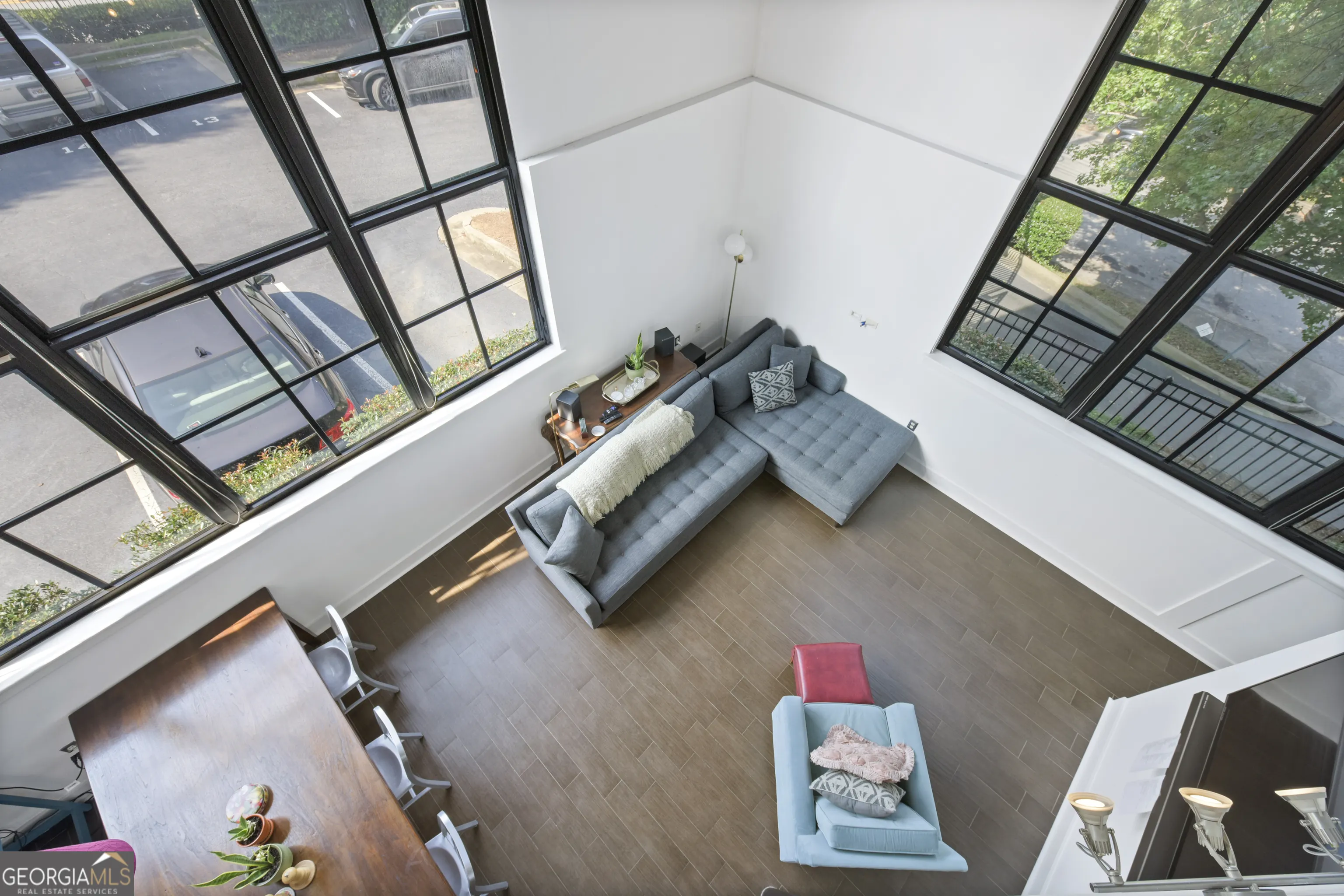 102 790 North Avenue NE, #102
