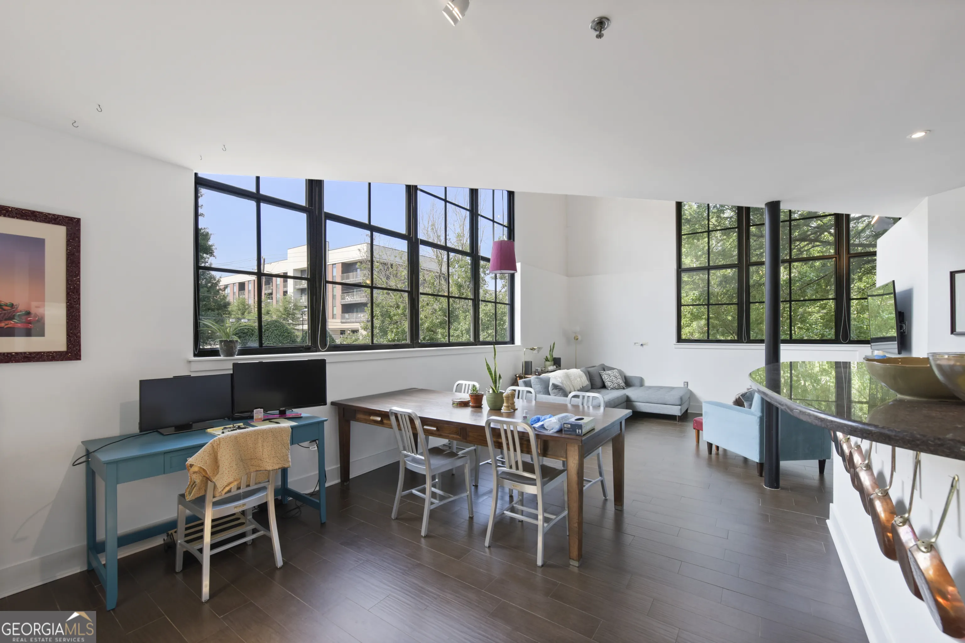 102 790 North Avenue NE, #102