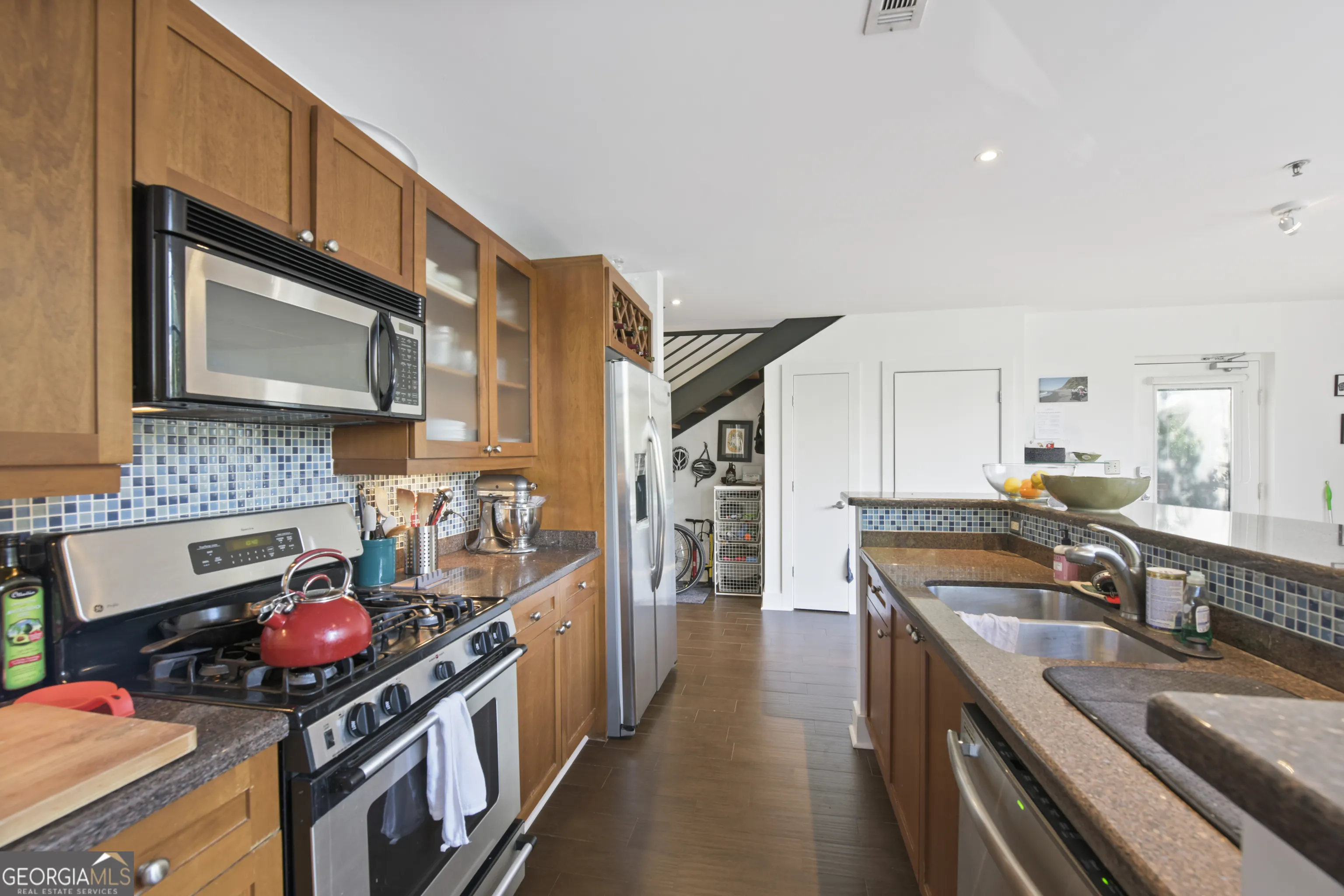 102 790 North Avenue NE, #102