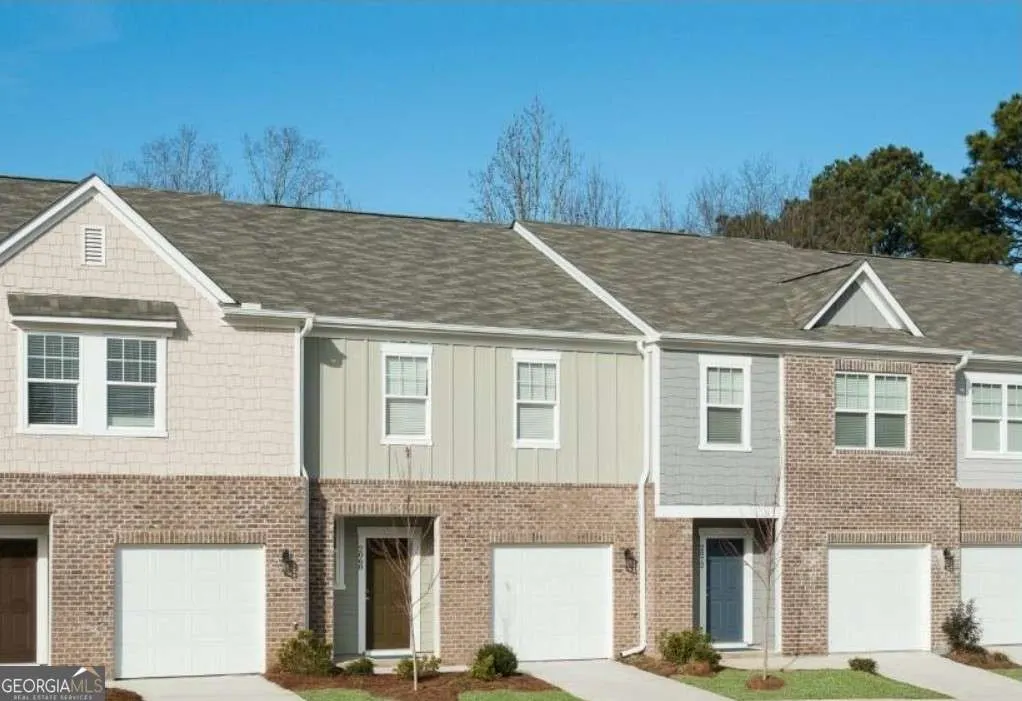 400 Chaleur Way