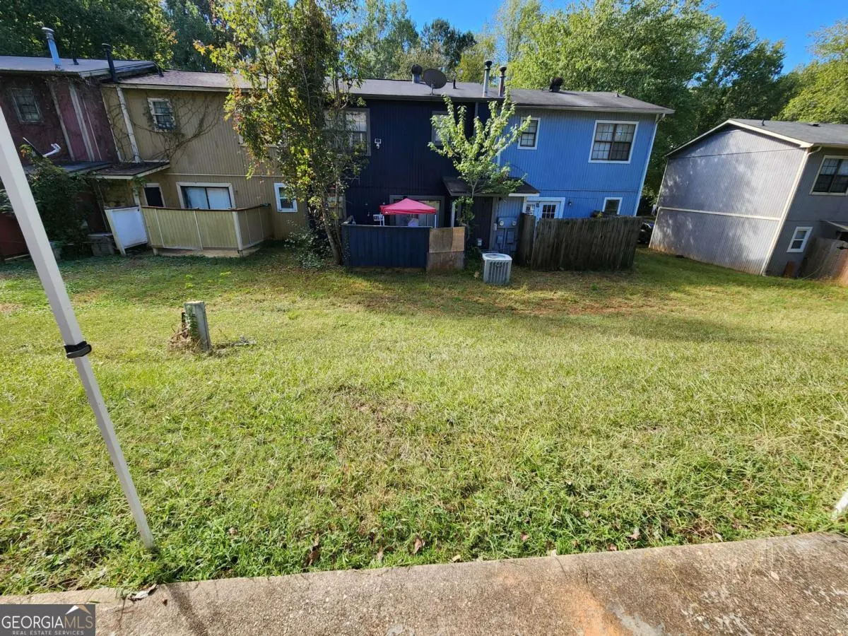2081 Lenoa Lane