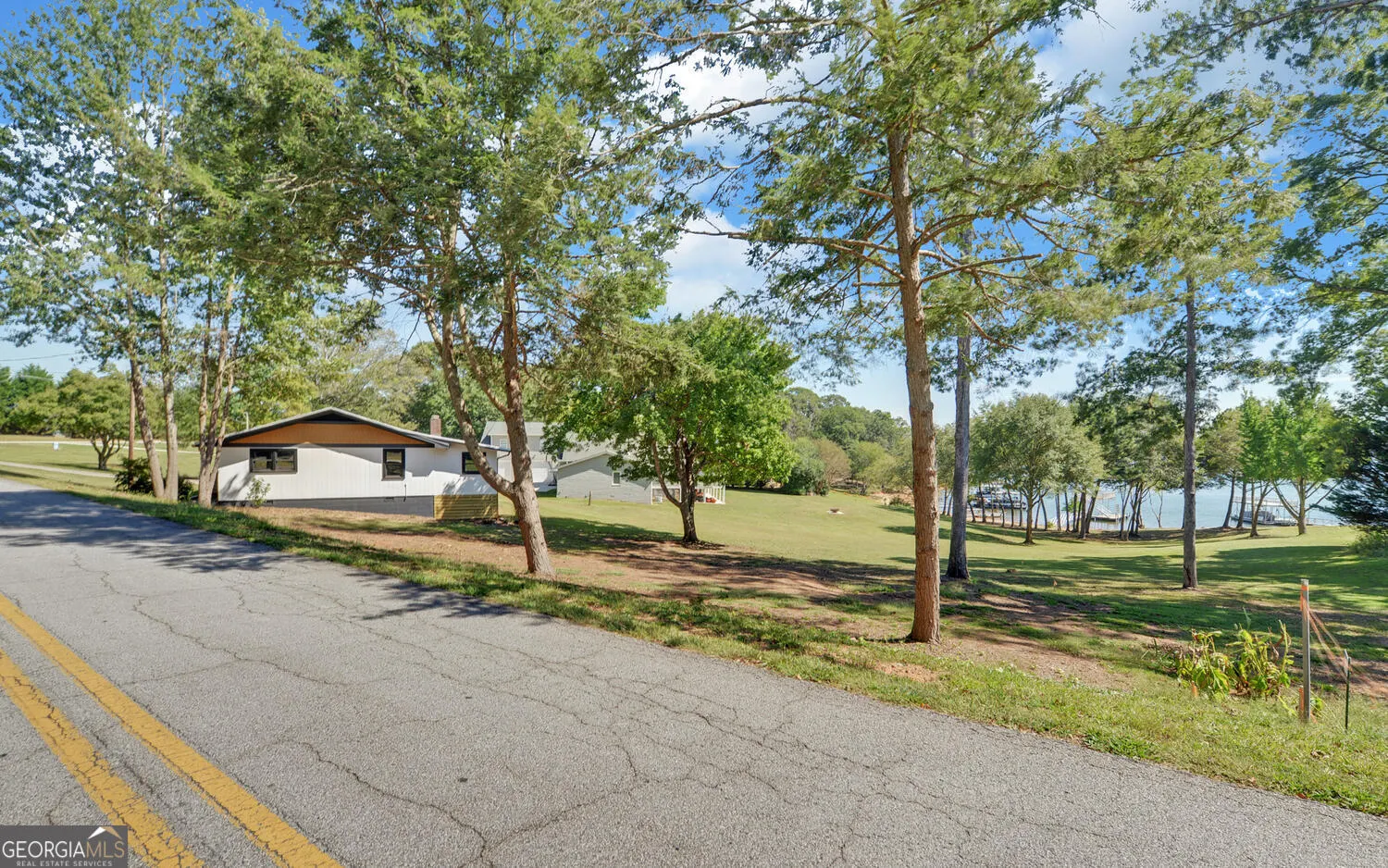 1000 & 1036 Lightwood Road