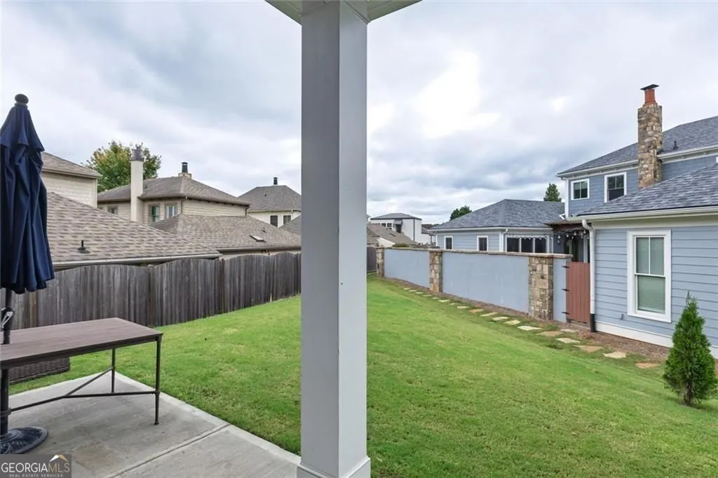 109 Village Green Avenue