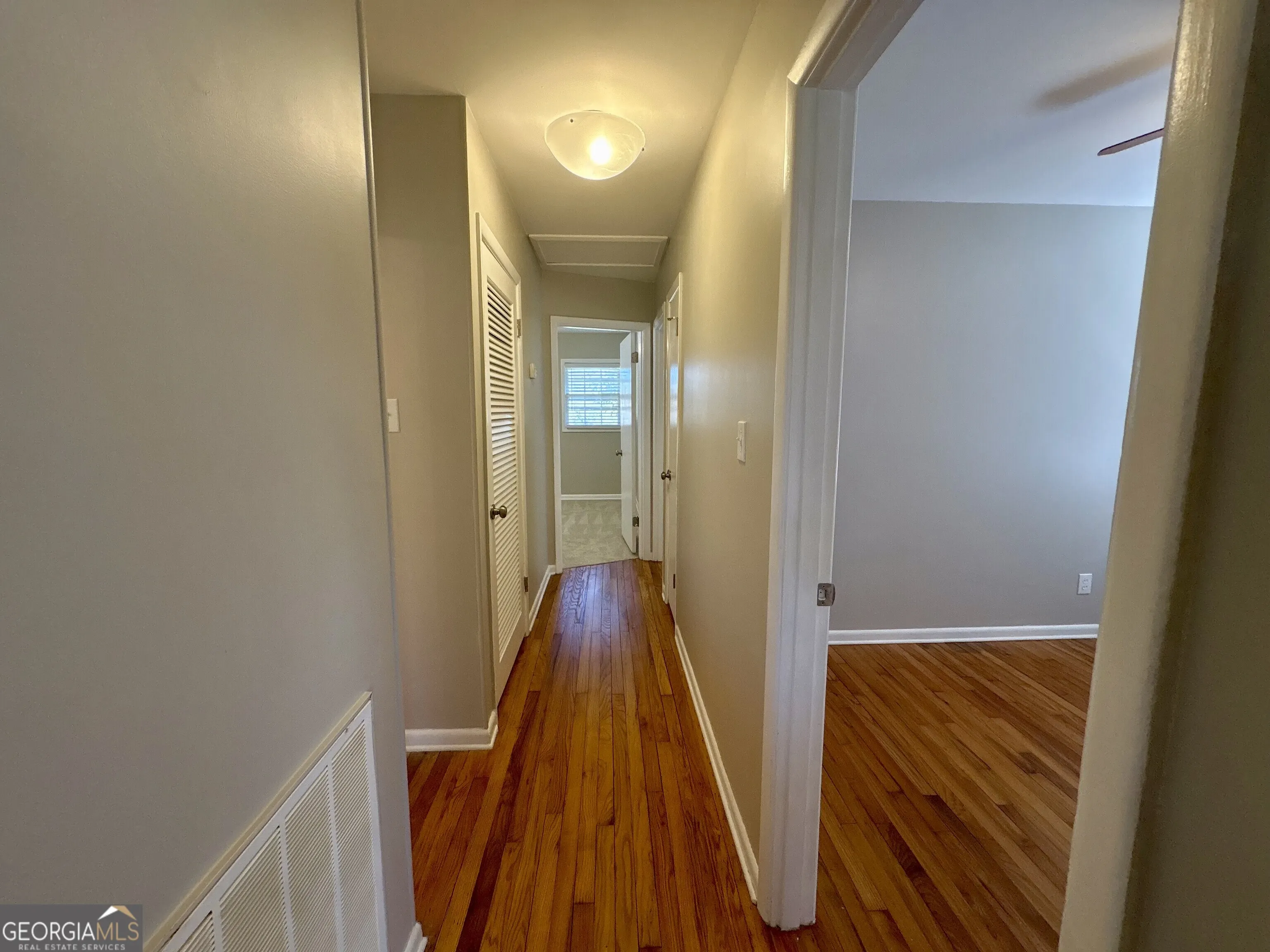 107 Salbar Street