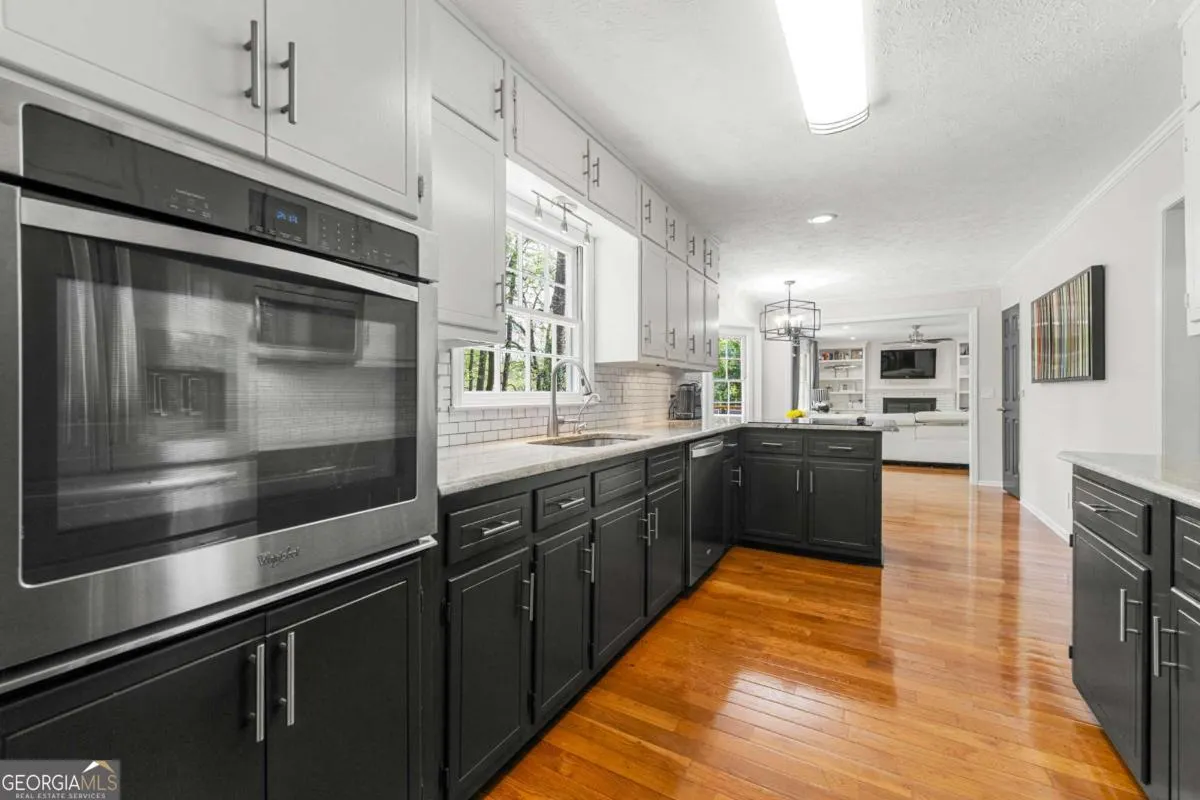 292 Old Rosser Road