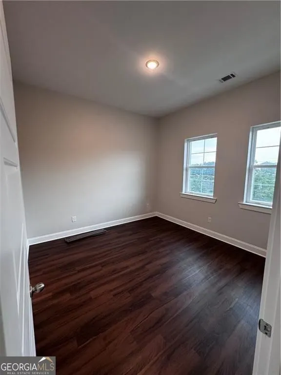 P 1777 Temple Avenue, #P