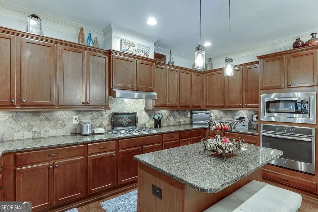 386 Ridge Walk Court