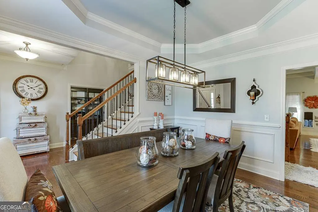 386 Ridge Walk Court
