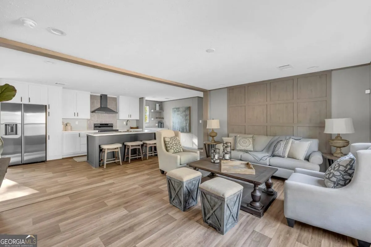 946 Essic Road