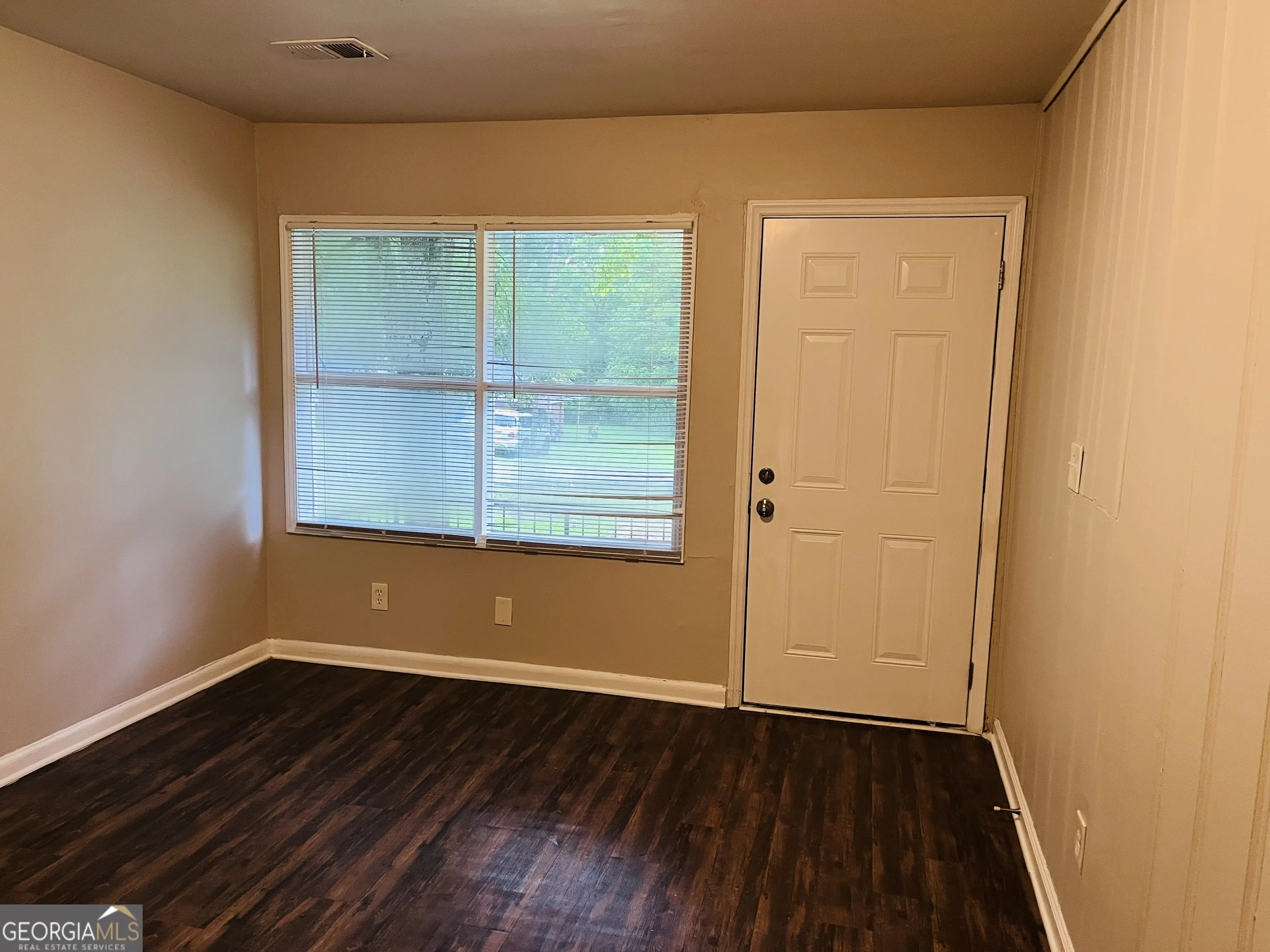 6100 6102 E Fayetteville Drive, #6100