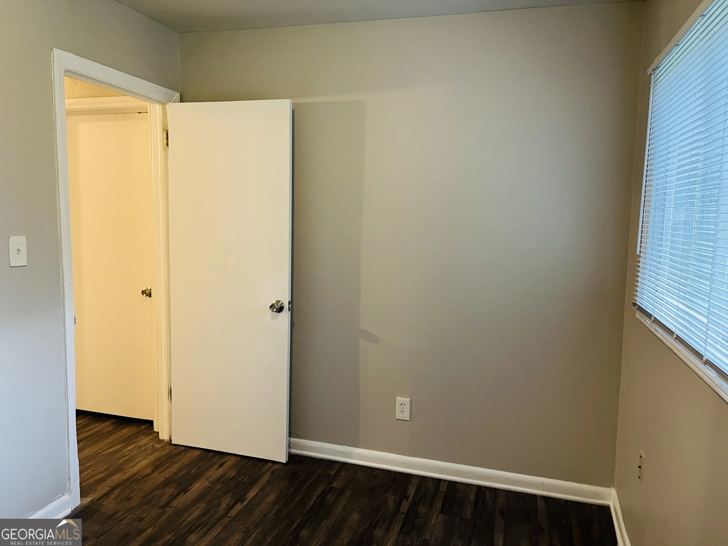 6100 6102 E Fayetteville Drive, #6100