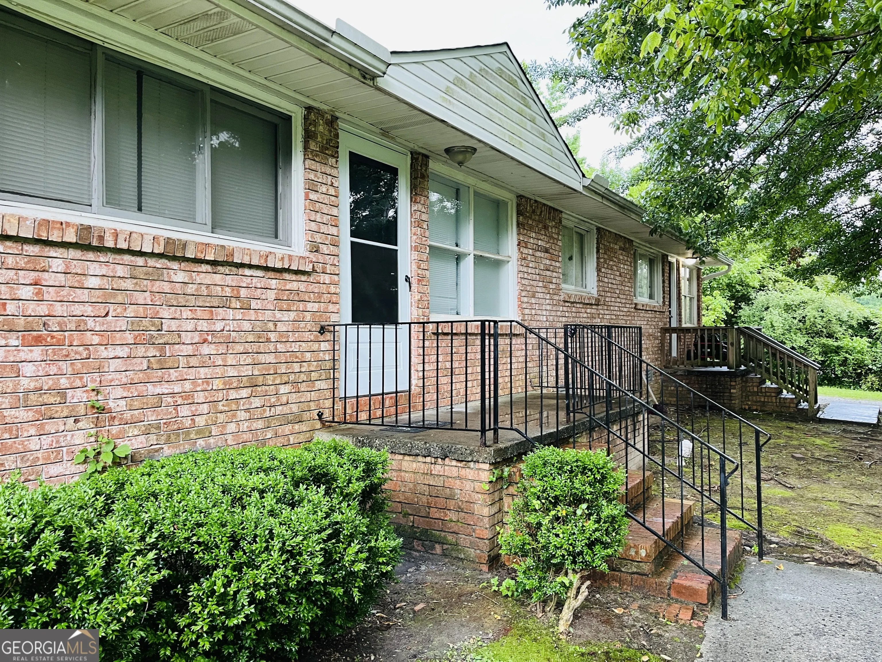 6100 6102 E Fayetteville Drive, #6100