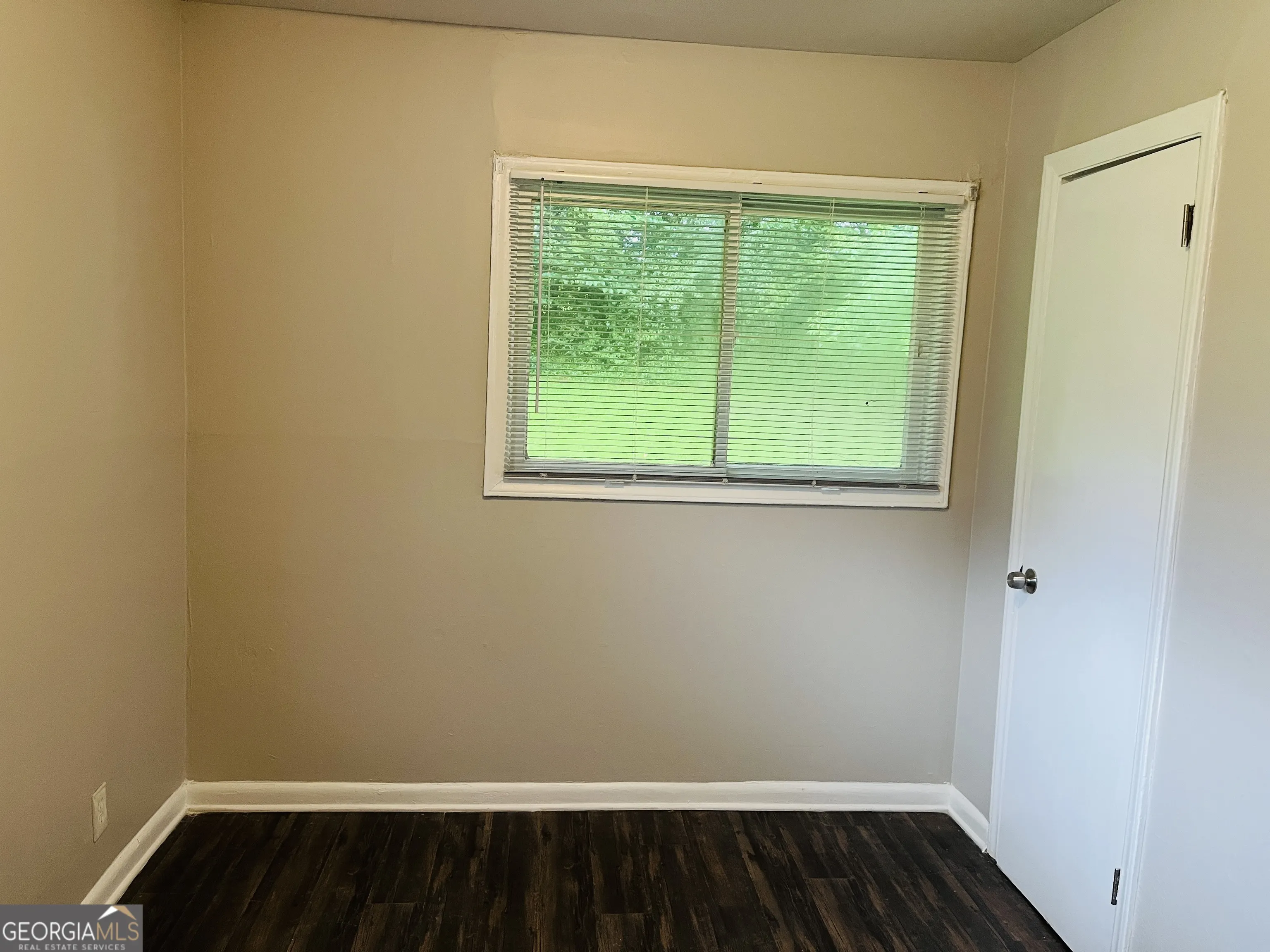 6100 6102 E Fayetteville Drive, #6100
