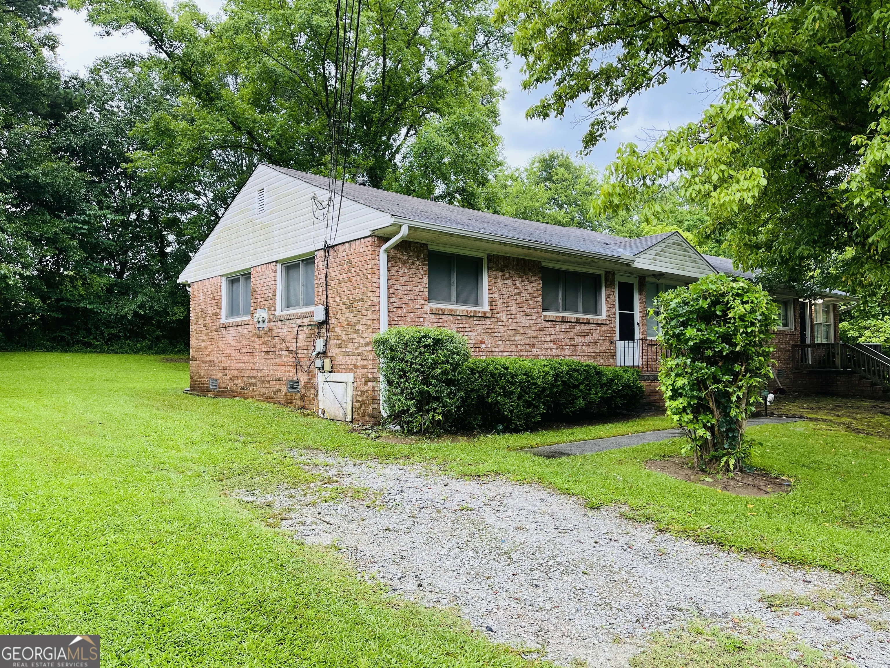 6100 6102 E Fayetteville Drive, #6100