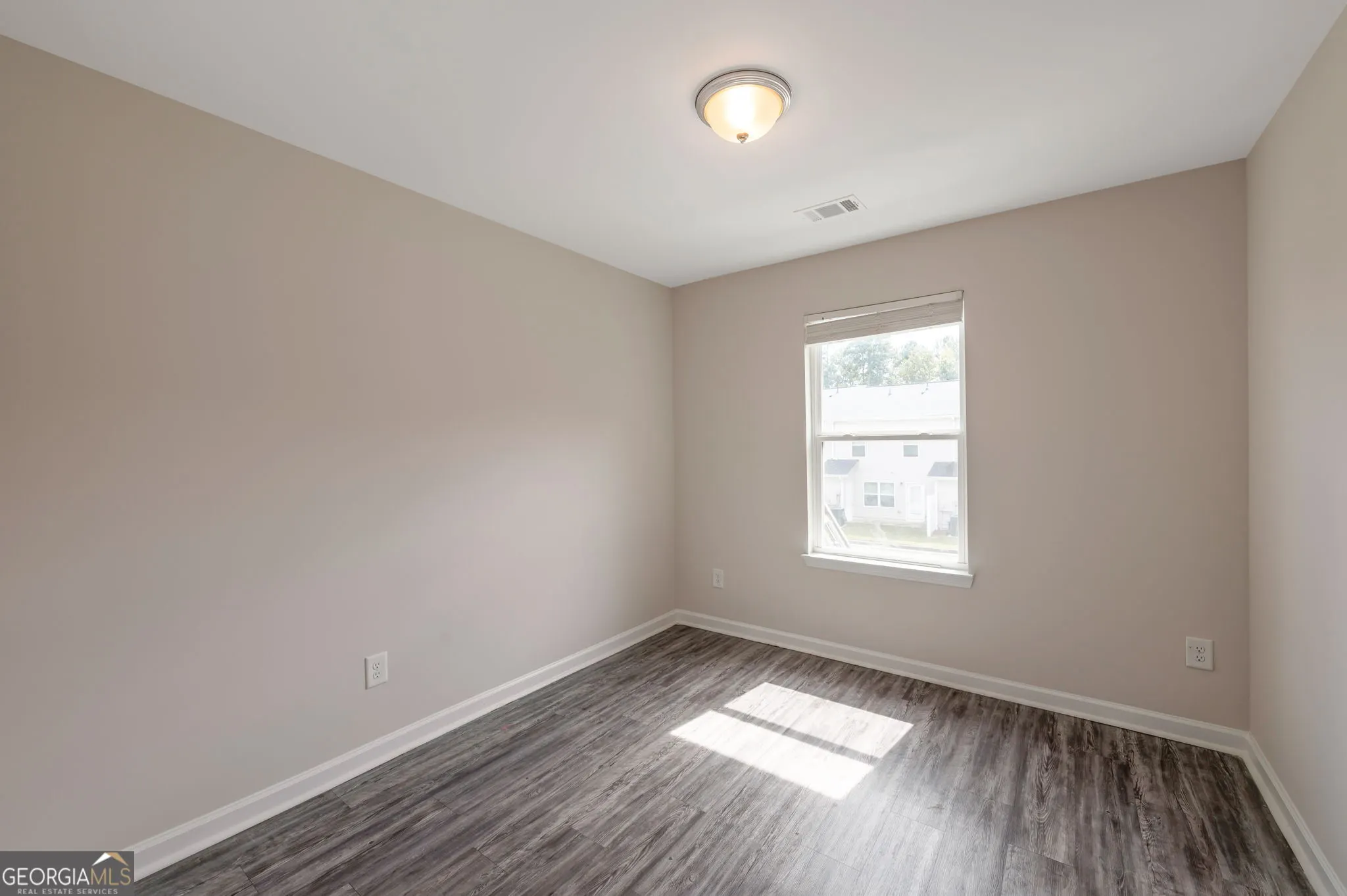 328 Ashigan Street