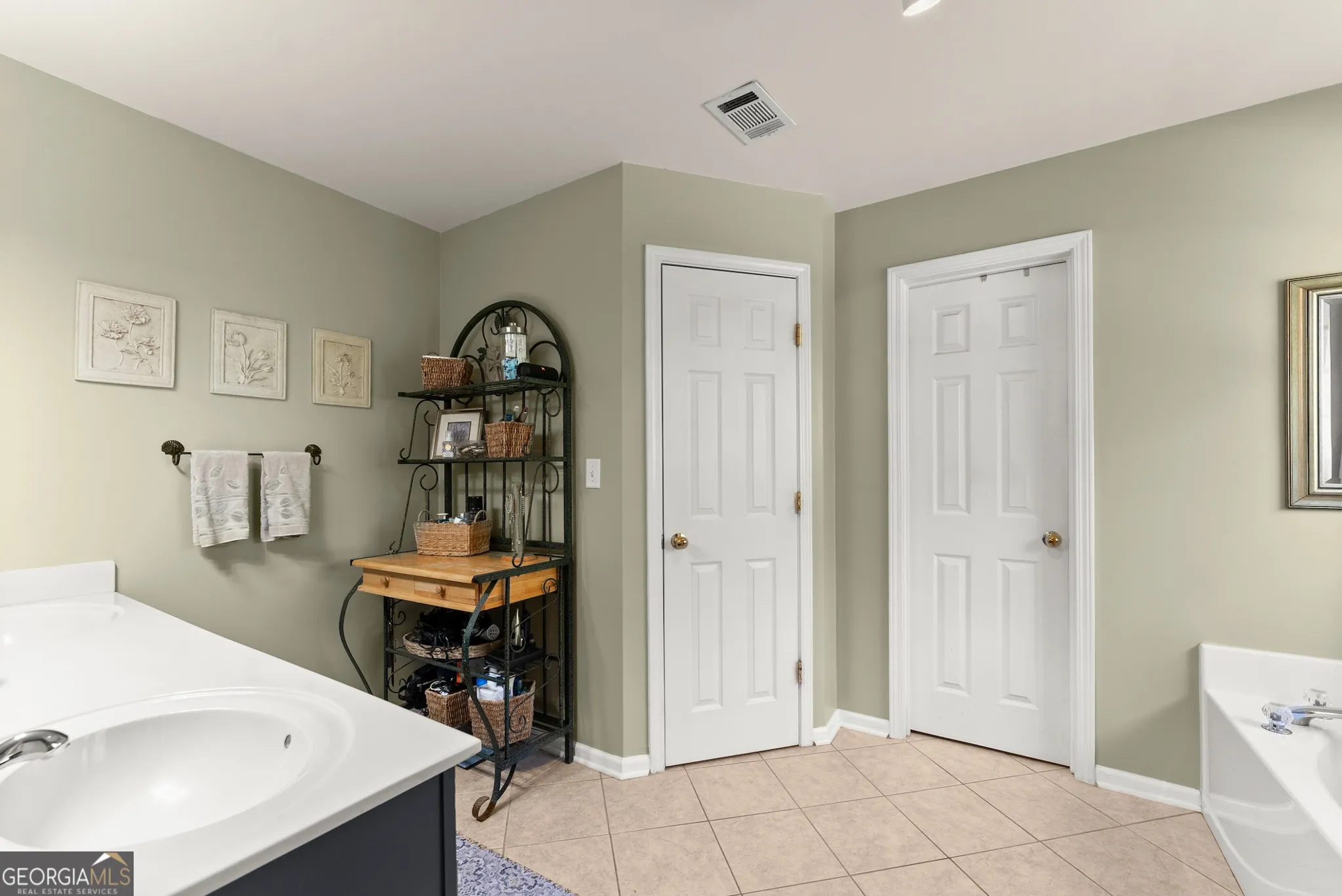 883 Cork Oak Lane