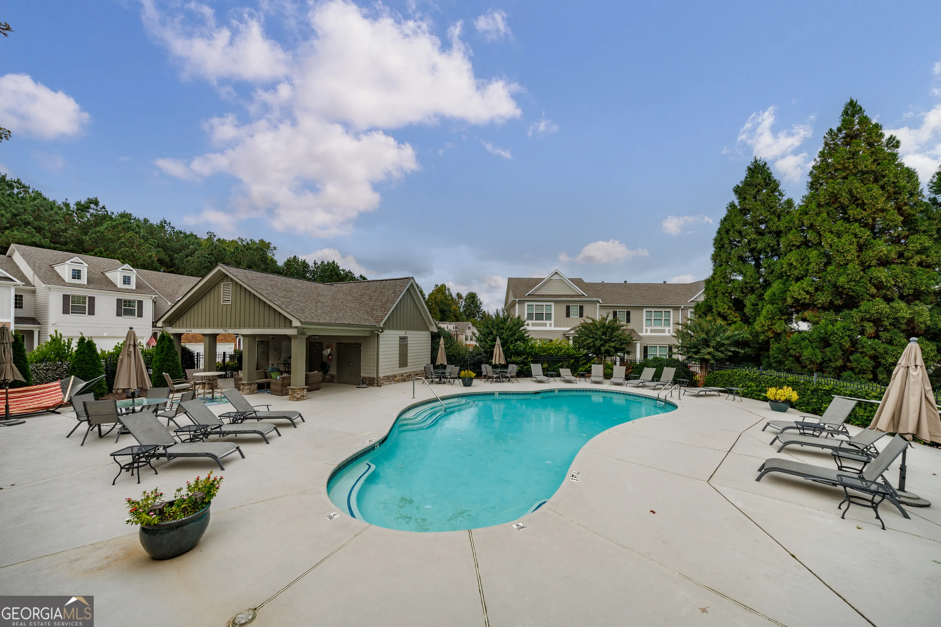 5830 Broadway Lane