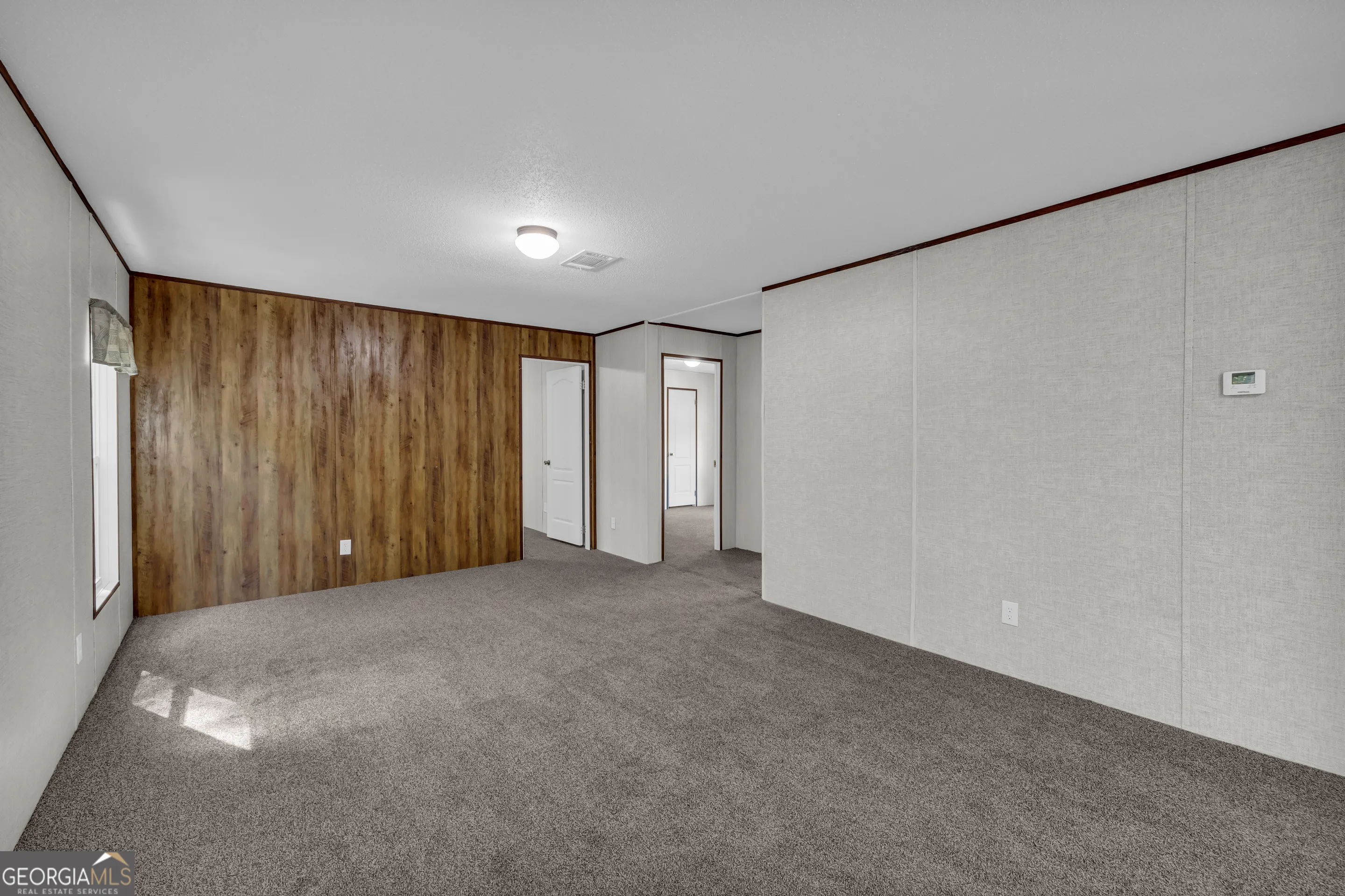 596 Pinetree Circle
